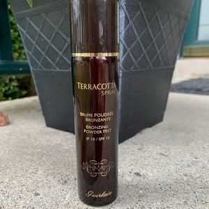 Terracotta Bronzing Spray 03